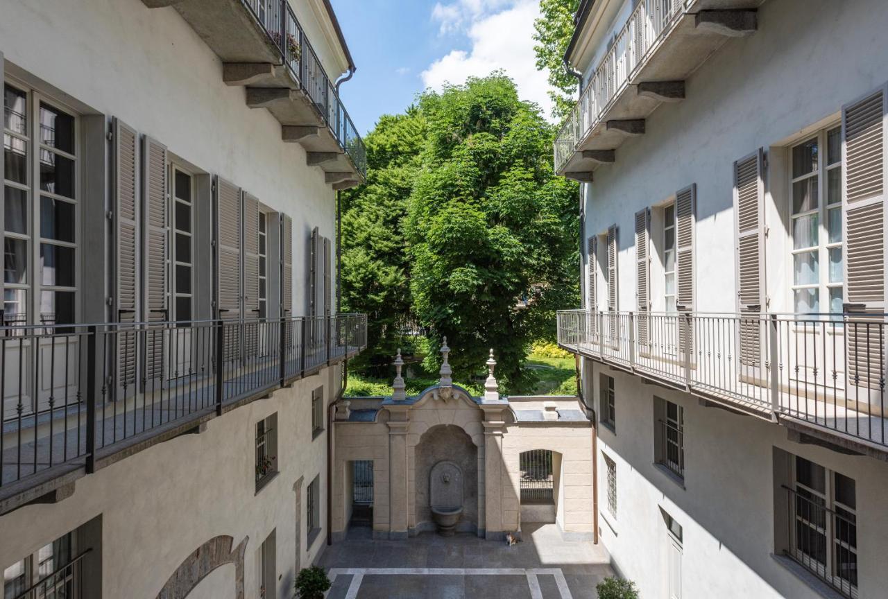 Palazzo Del Carretto-Art Apartments And Guesthouse 都灵 外观 照片